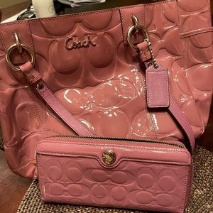 Mauve Patten Leather Coach purse and Wallet.